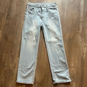 Light Wash Stretch Straight Leg Jeans – Size S (Fits S/M)